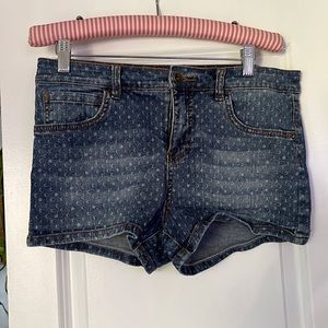 Billabongs moon shorts